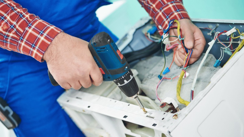 Sarıgöl Baxi Baxi çamaşır makinesi kart tamiri – Su almama arızası orijinal parça ile giderildi. - Teknik servis örneği